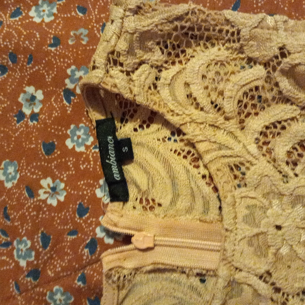 Dress - Picture 3 of 3